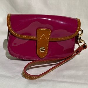 DOONEY AND BOURKE magenta wristlet
